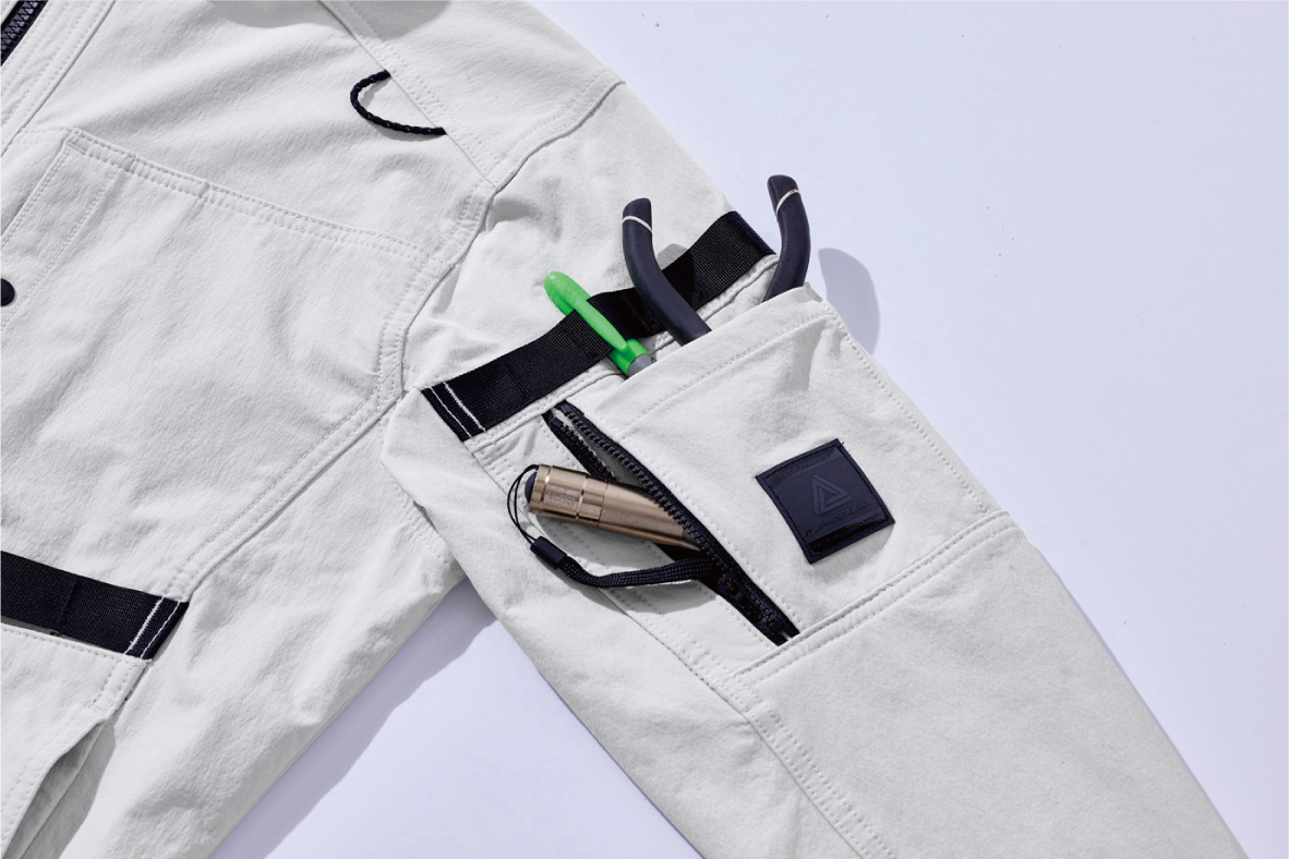 22AW201 ドライストレッチナイロン長袖ブルゾン