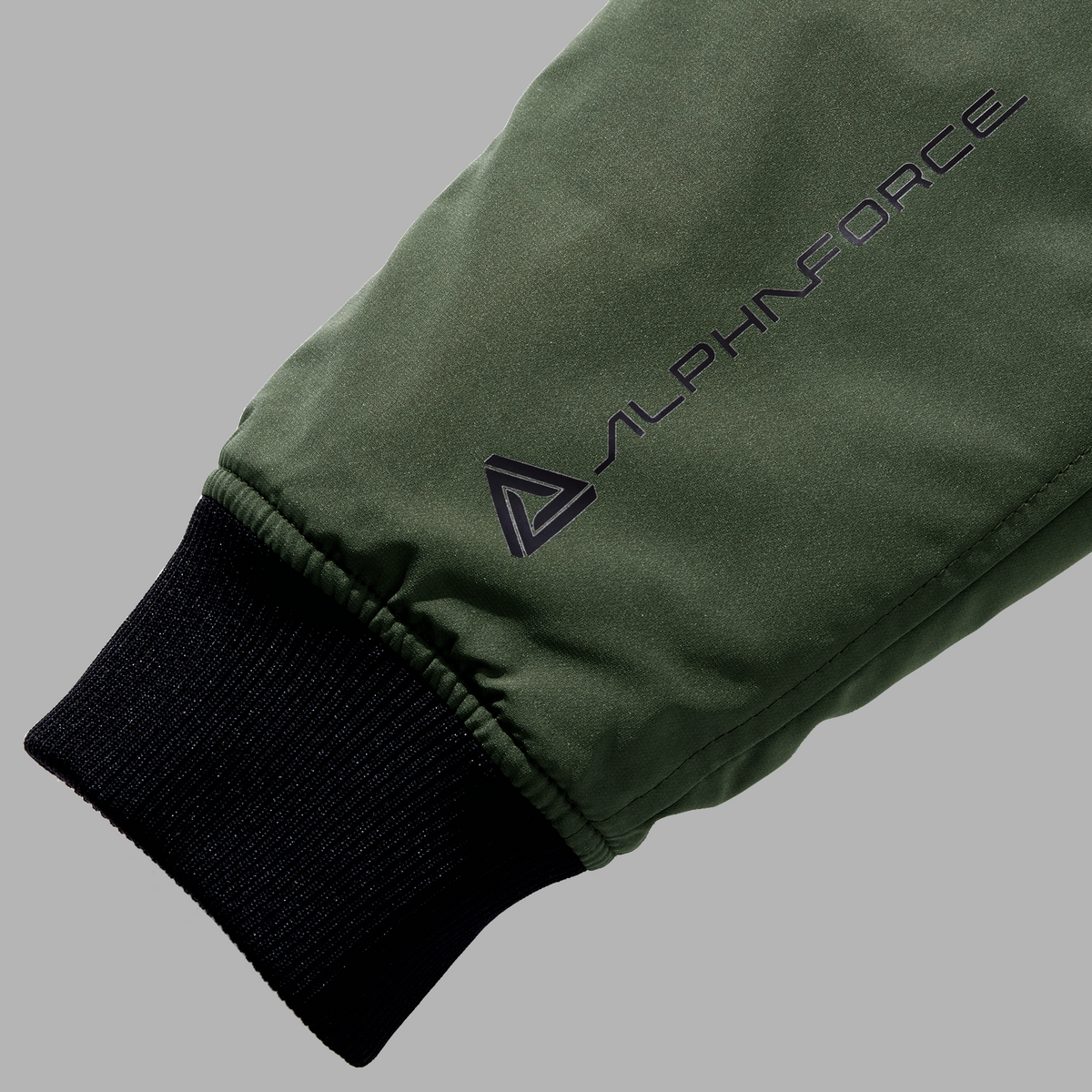 23AW401 インサレーションテックボンバージャケット