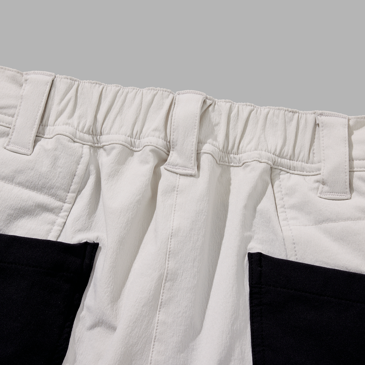 23AW403 インサレーションライトパテッドカーゴパンツ