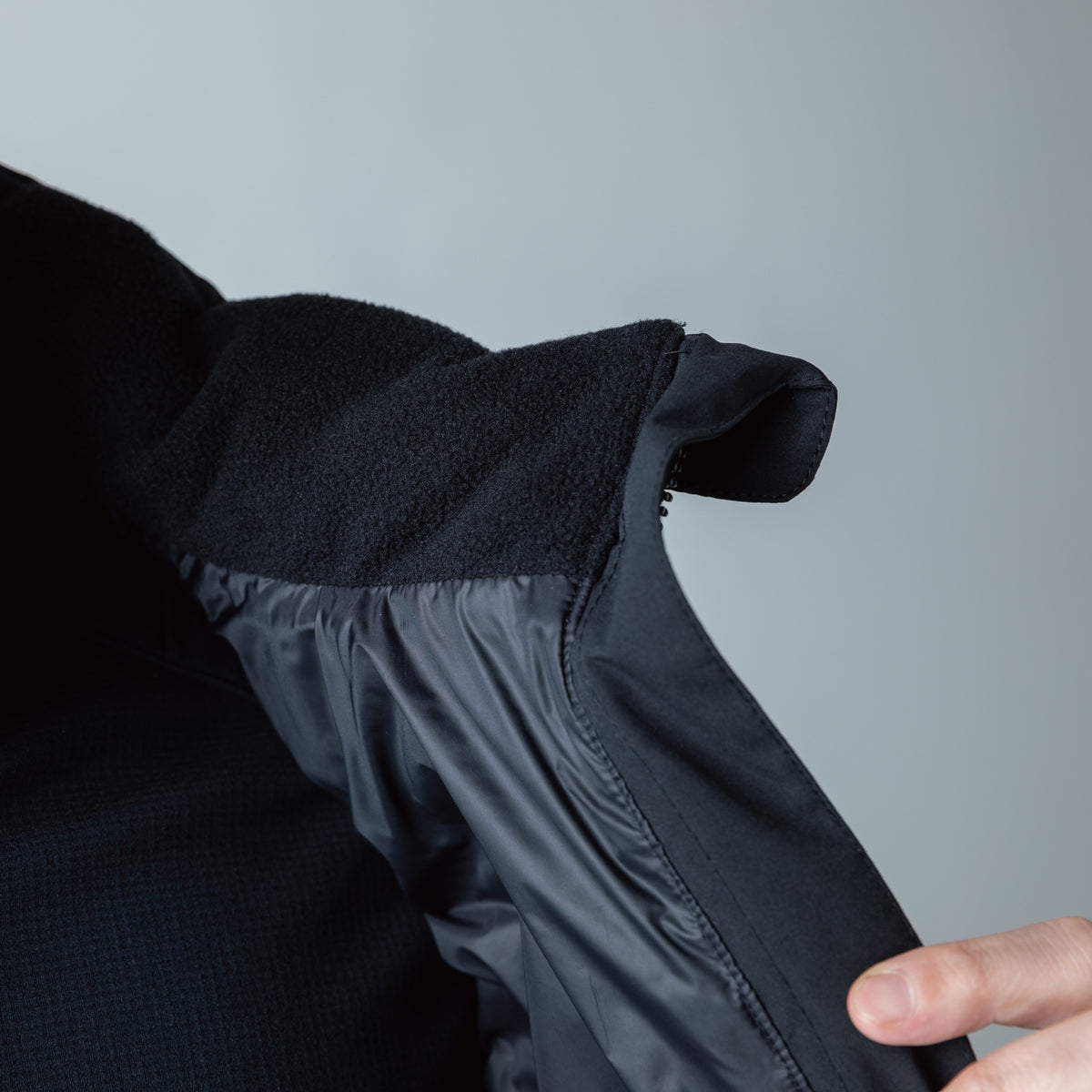 55328 ニッカーズファイバーダウンベスト