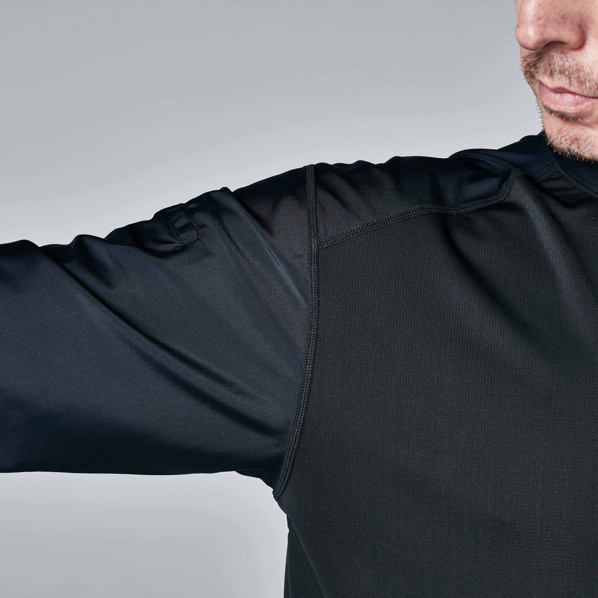 8515 TS DEOロングスリーブTシャツ