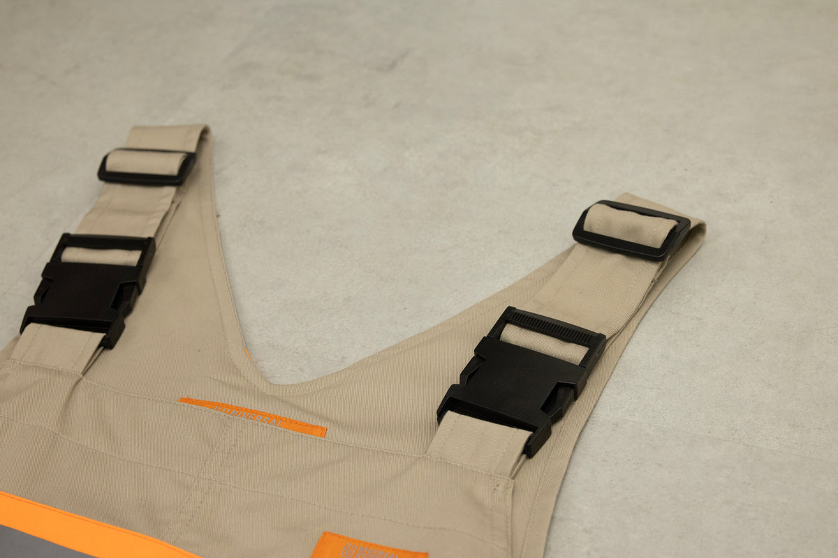 UN2511808 Reflector UNIFORM OVERALL