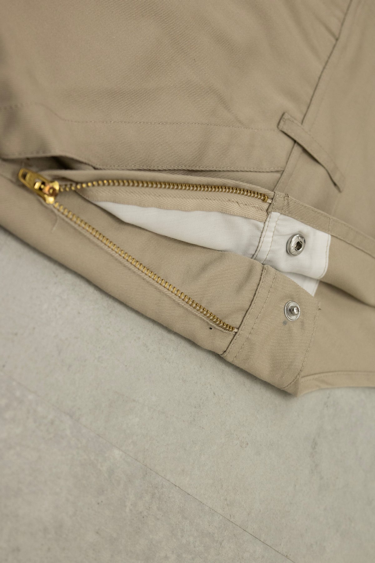 UN2511808 Reflector UNIFORM OVERALL