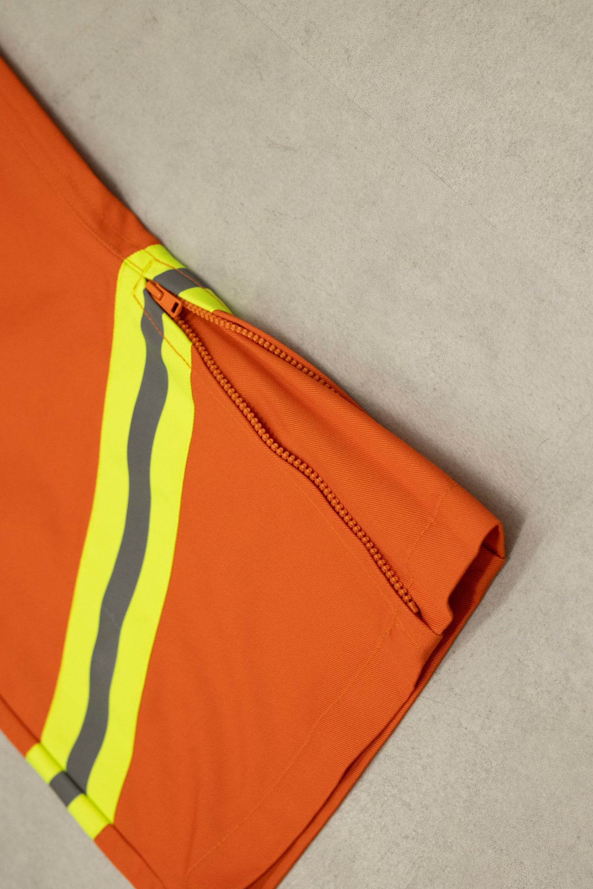 UN2511614 Reflector CARGO PANTS