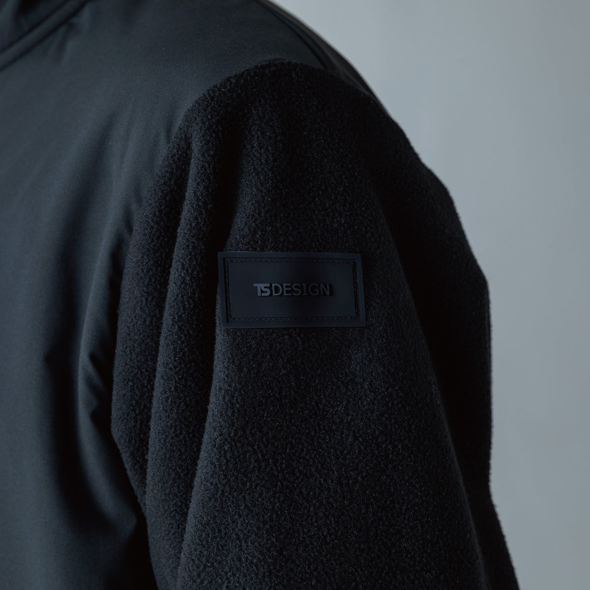 5546 ニッカーズフリースジャケット