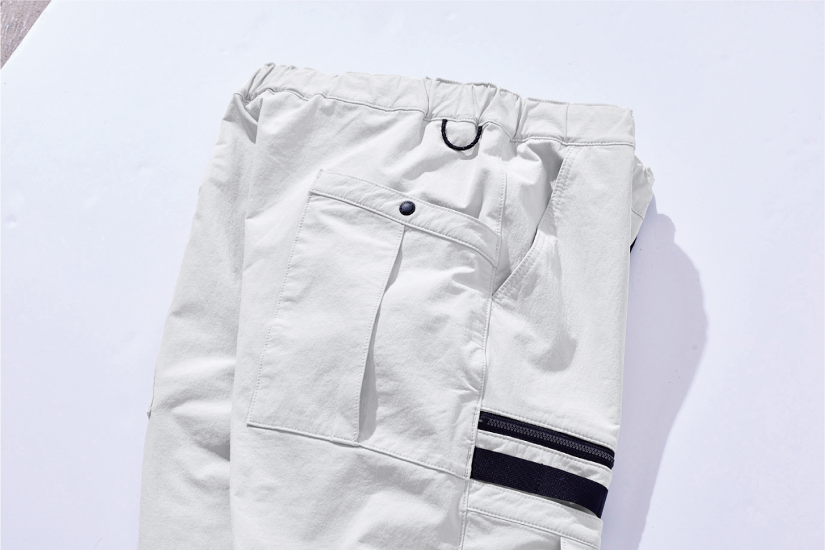 22AW301　ドライストレッチナイロンカーゴパンツ